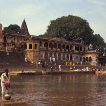 Kashi Tour Packages